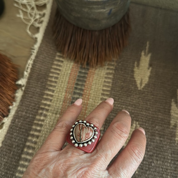 🌵SOLD🌵NWOT Free People Studded Heart Ring - Picture 7 of 8